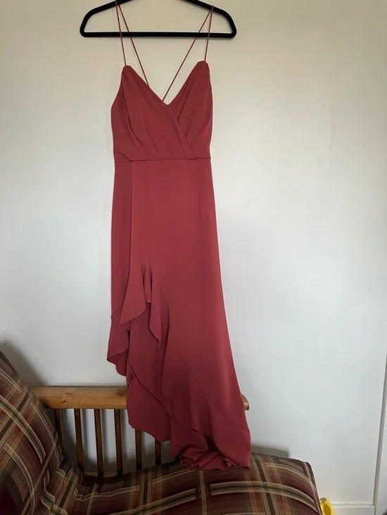 Stunning Ruffle Hem Dress 💃 - Picture 6 of 7